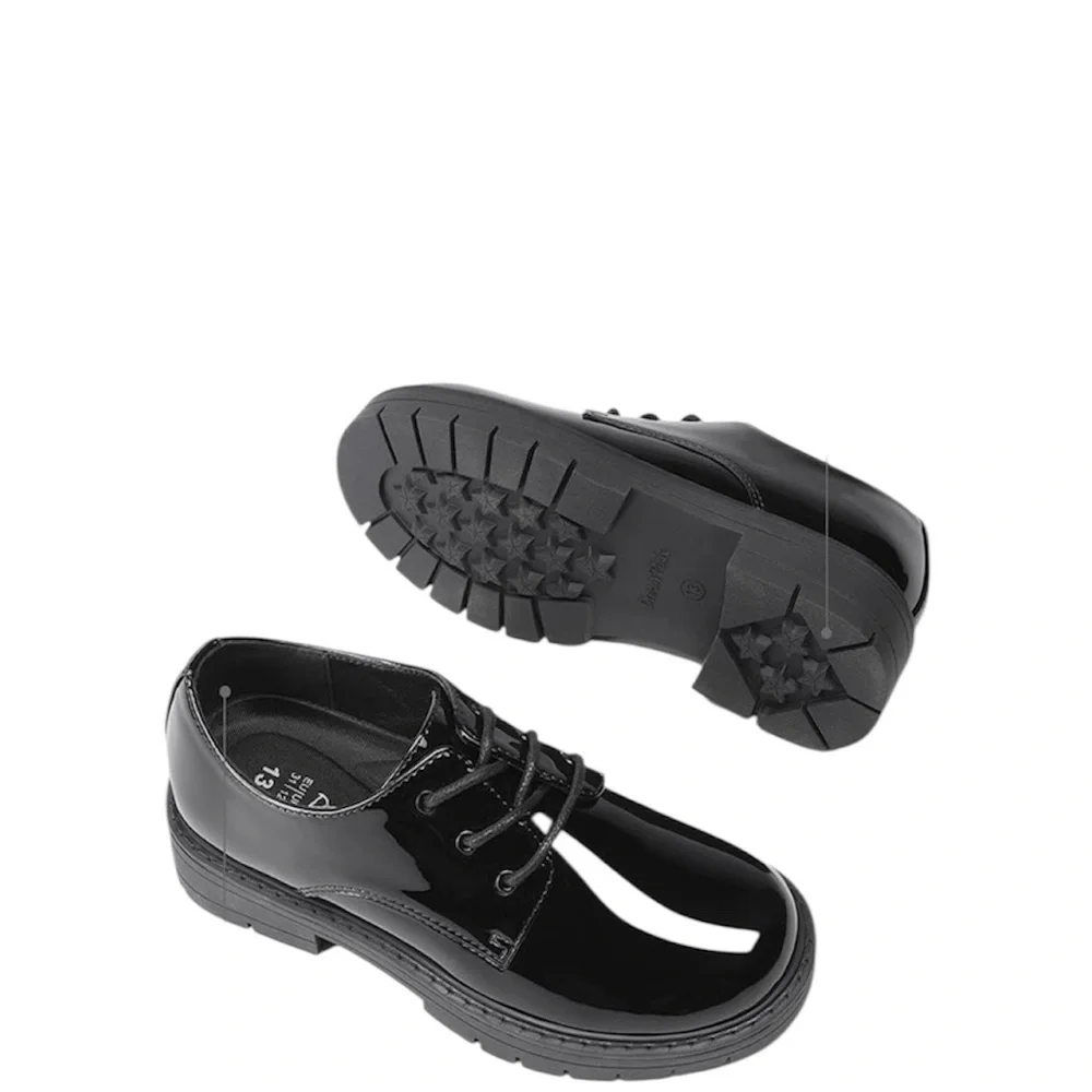 DREAM PAIRS Dress shoes for boys and girls, uniform, formal size 4.      (#86)